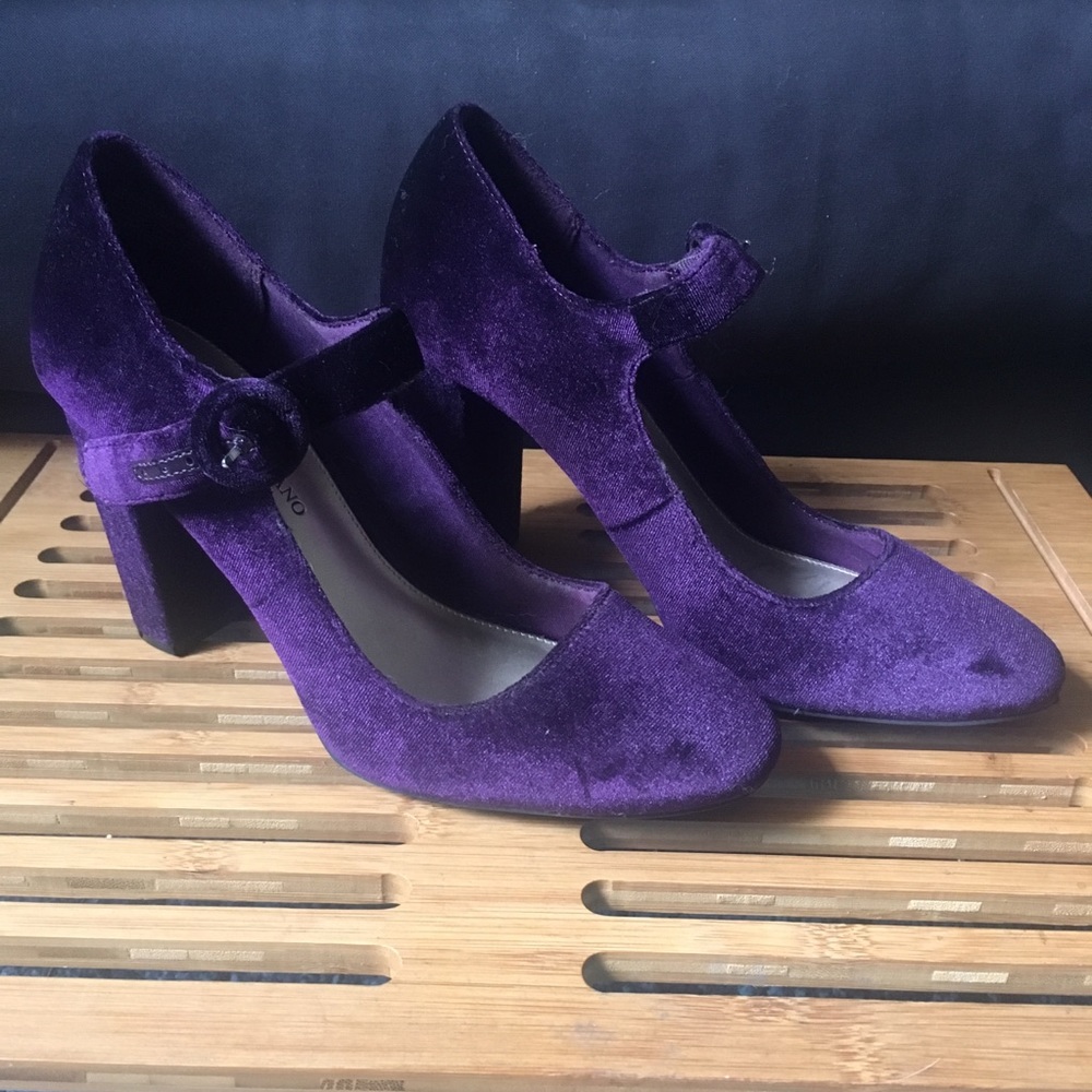 Purple Vintage Style Heels